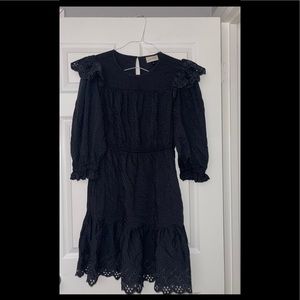 MEDIUM UNIVERSAL THREAD DRESS